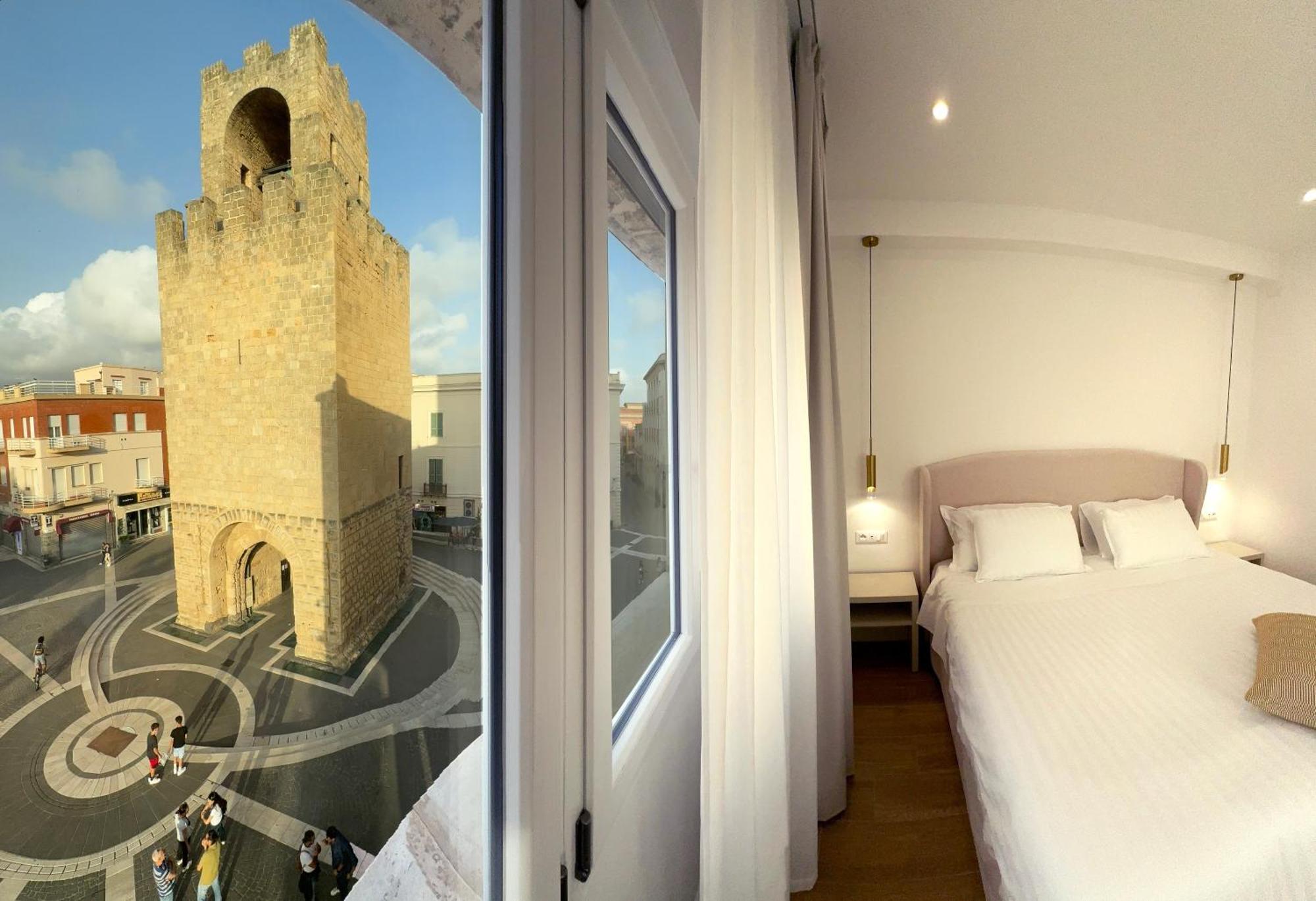 Feel Boutique Rooms Oristano Ngoại thất bức ảnh